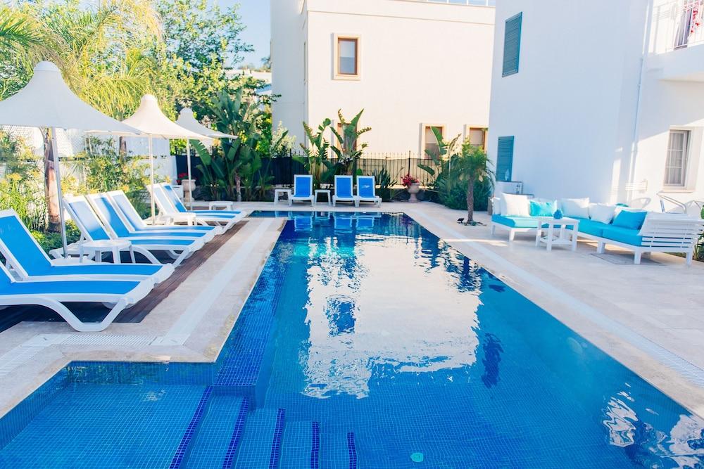 Via Farilya Hotel Gundogan  Bagian luar foto