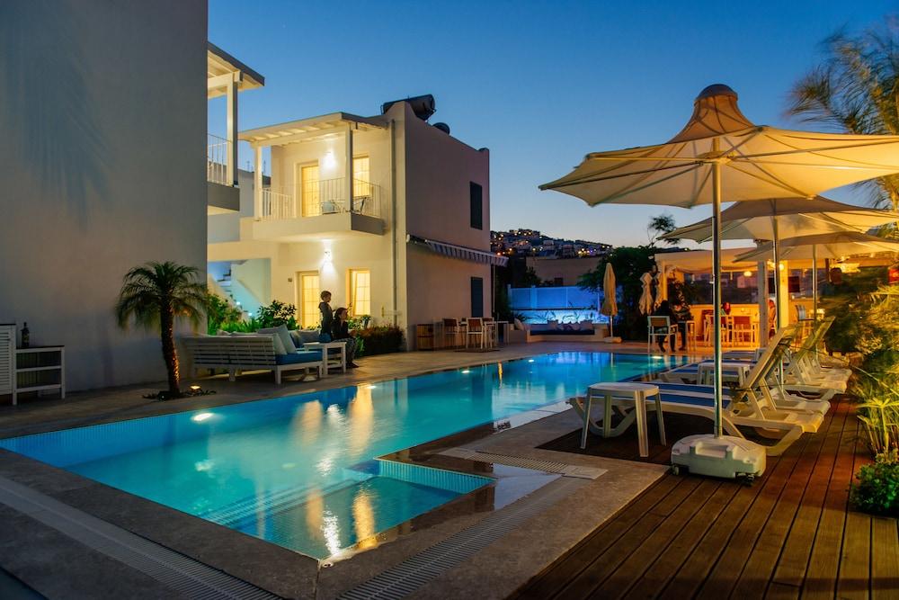 Via Farilya Hotel Gundogan  Bagian luar foto
