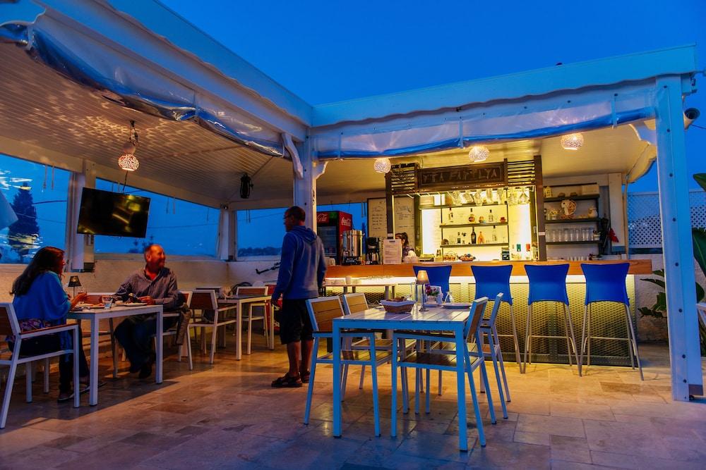 Via Farilya Hotel Gundogan  Bagian luar foto