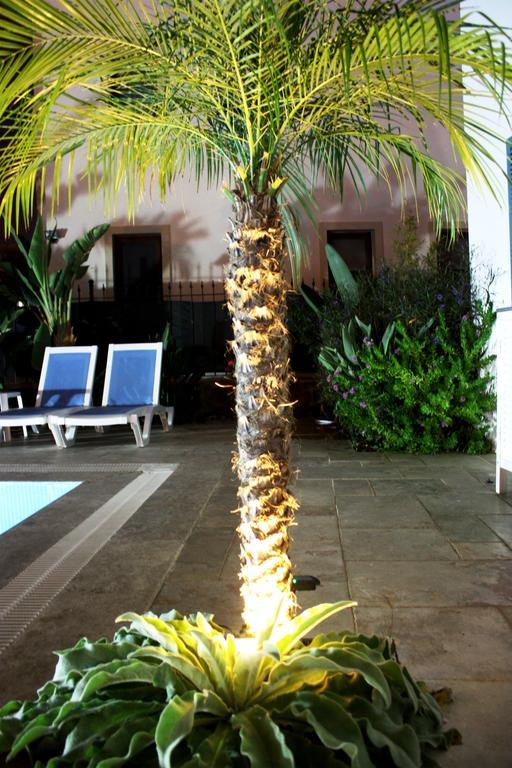Via Farilya Hotel Gundogan  Bagian luar foto