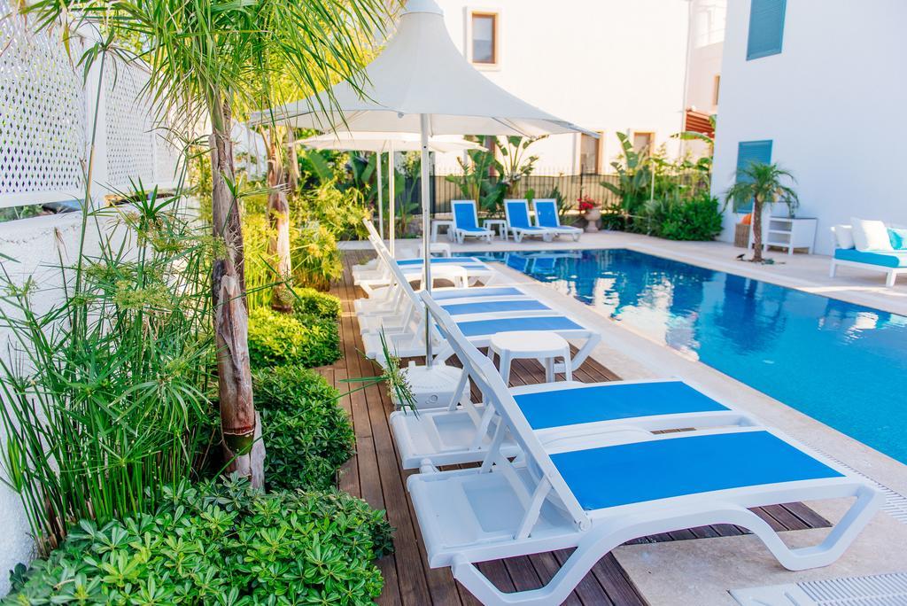 Via Farilya Hotel Gundogan  Bagian luar foto