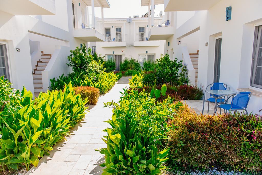 Via Farilya Hotel Gundogan  Bagian luar foto